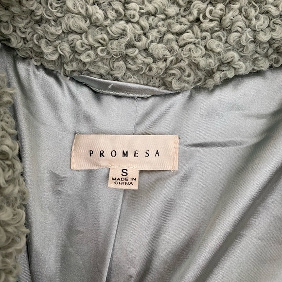 Sage Sherpa Zip up Coat - Picture 4 of 5